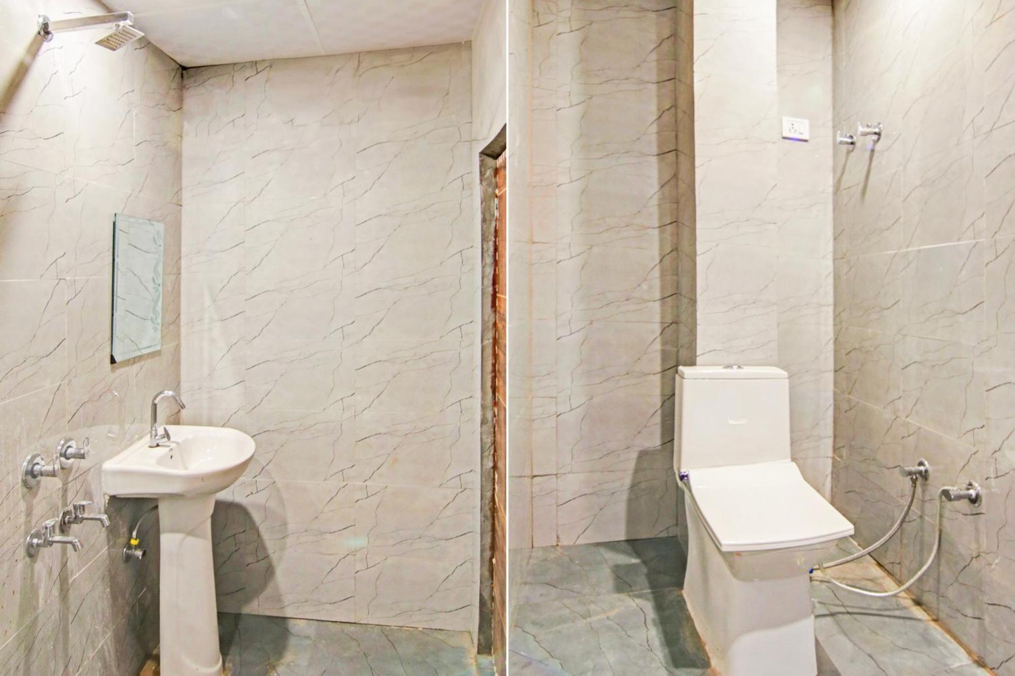 Hotel O Granville New Delhi Bagian luar foto
