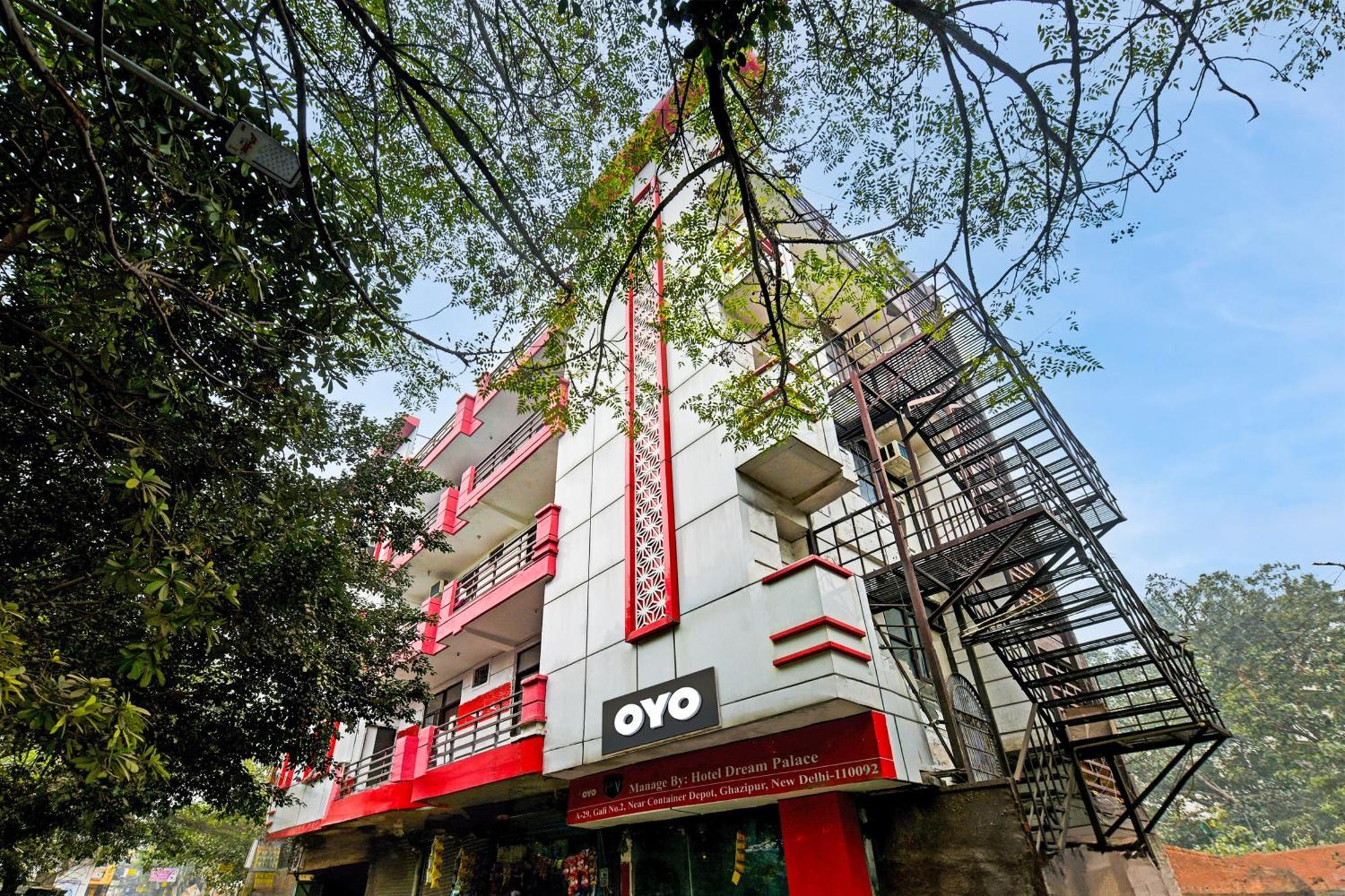 Hotel O Granville New Delhi Bagian luar foto